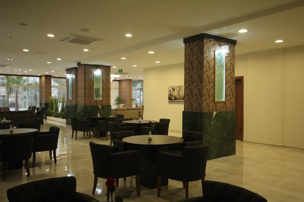 Palmcity Hotel Turgutlu Extérieur photo