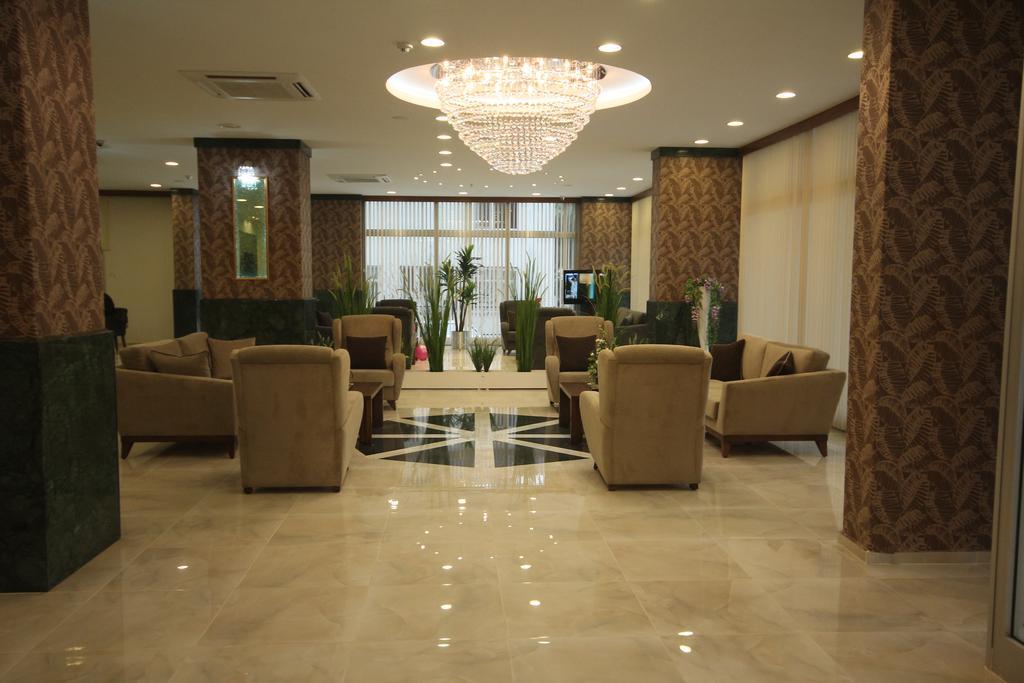 Palmcity Hotel Turgutlu Extérieur photo