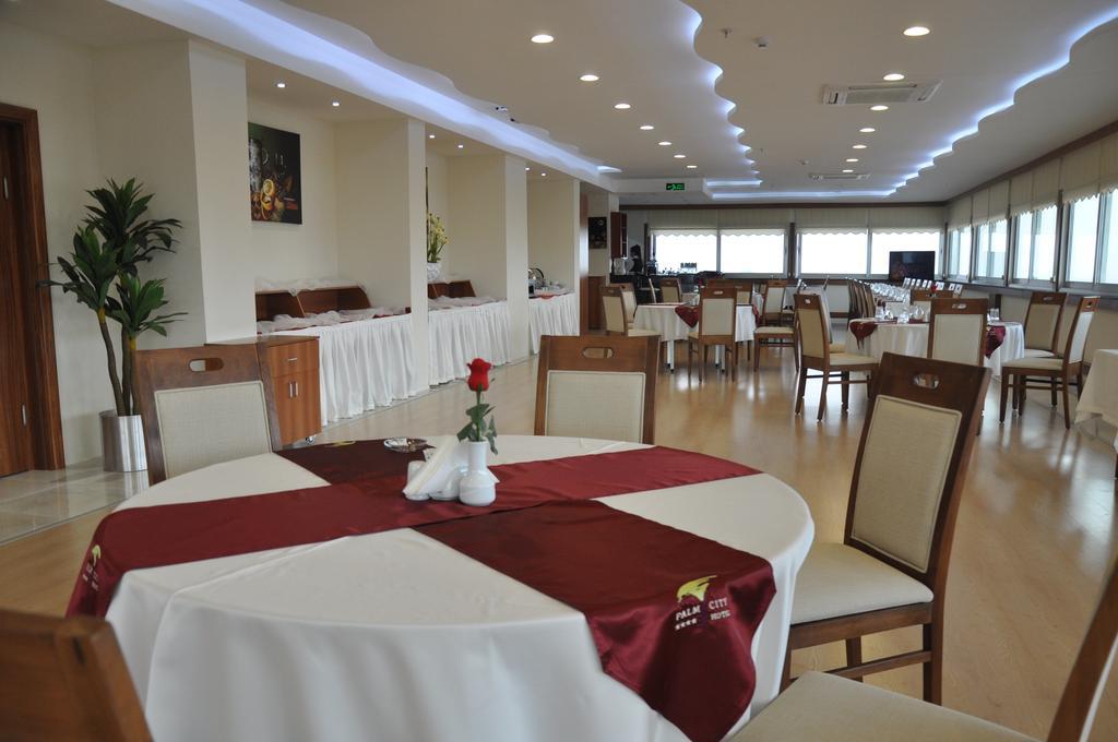 Palmcity Hotel Turgutlu Extérieur photo